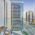 Marquise Square Tower, Business Bay - Bright Studio