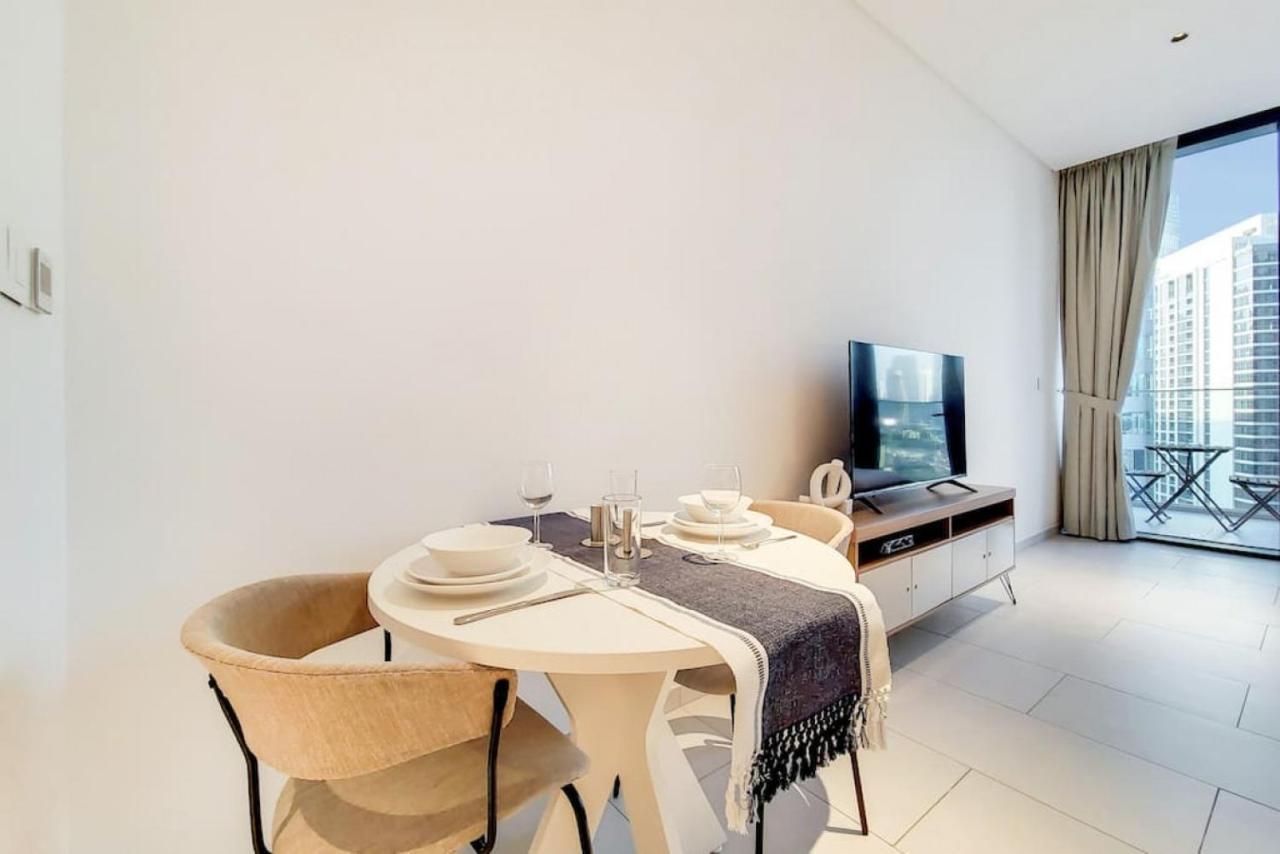 Marquise Square Tower, Business Bay - Bright Dubai